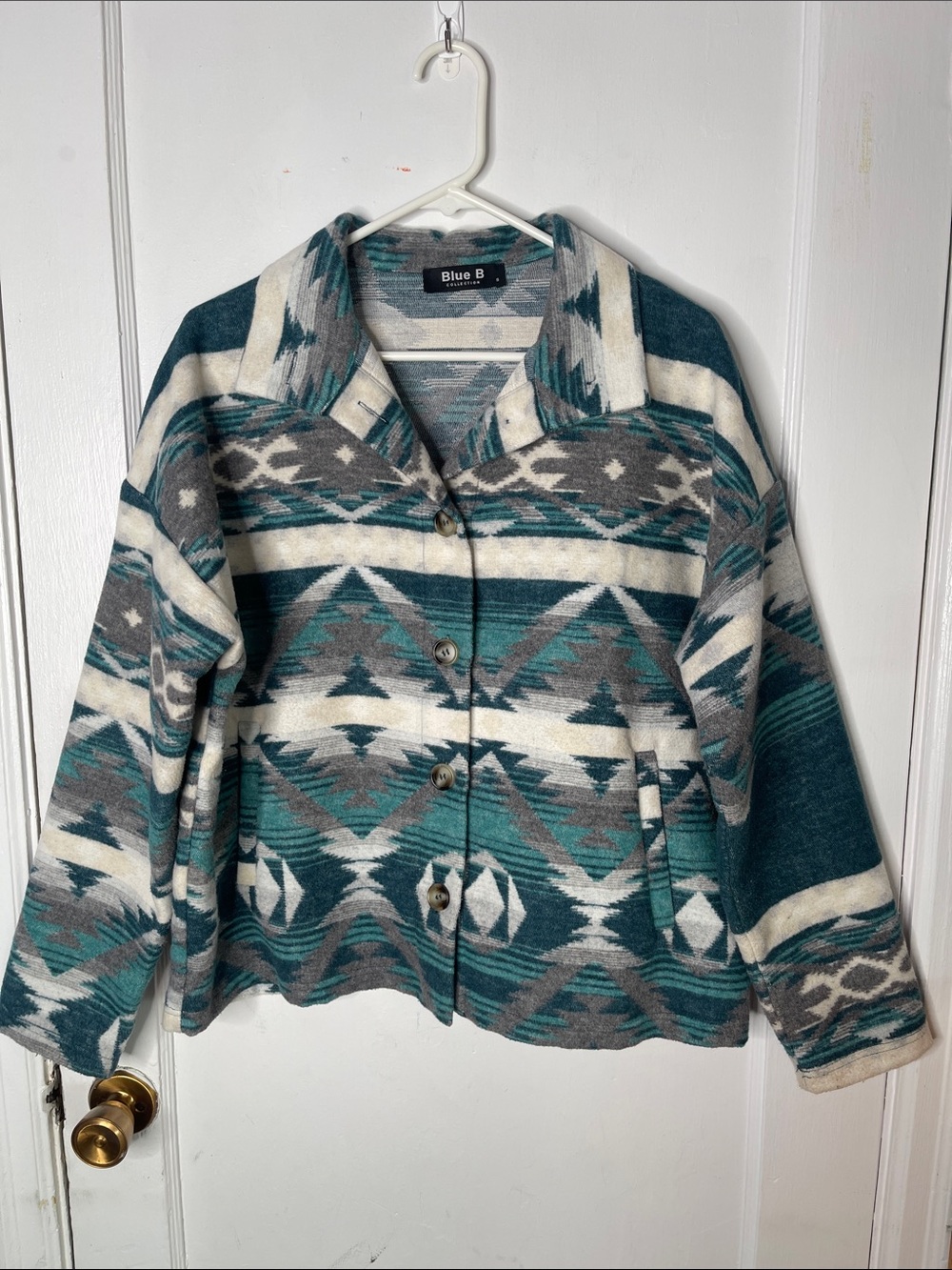 Blue B Shacket Small Oversized Button Front Turquoise Teal Aztec Rodeo Boxy Fit